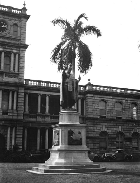 King Kamehameha [statue], Honolulu, Oahu, Hawaii